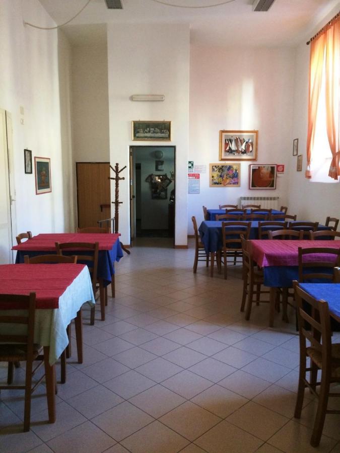 Отель Residenza Pitigliano Gens Petilia - Nuova Gestione Экстерьер фото
